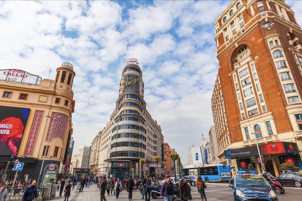 Apartments Plaza Callao Madrid Ngoại thất bức ảnh