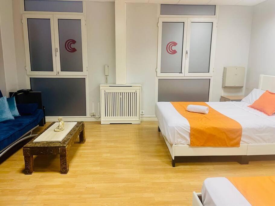 Apartments Plaza Callao Madrid Ngoại thất bức ảnh